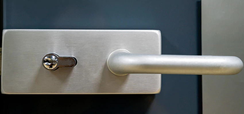 Change Patio Door Locks in Castroville, California